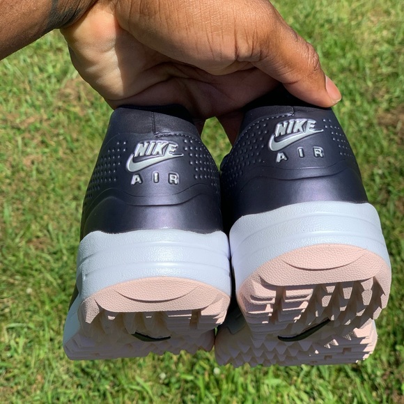 Brand new Nike ✅🥇 - Picture 2 of 2